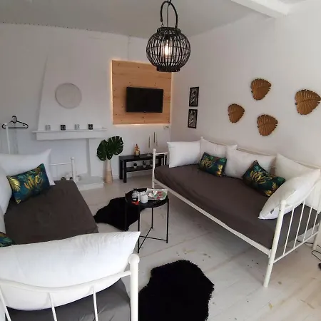 Summer House Moschovi
