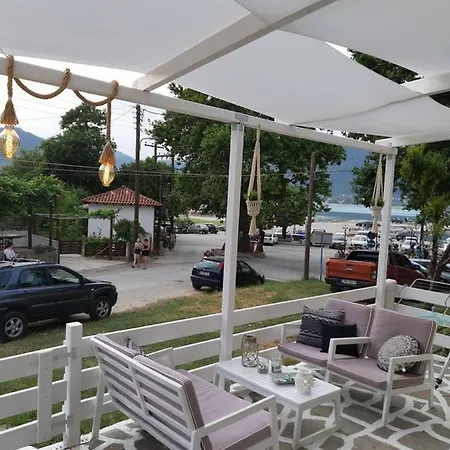 Summer House Moschovi * סקאלה פוטאמיאס